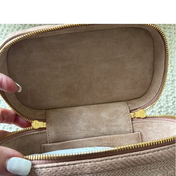 Dior authentic bag in excellent condition - Picture 10 of 16